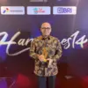 Bupati Faiz Raih Penghargaan Nasional Berkat Sukses Kembangkan UMKM di Tengah Industrialisasi!