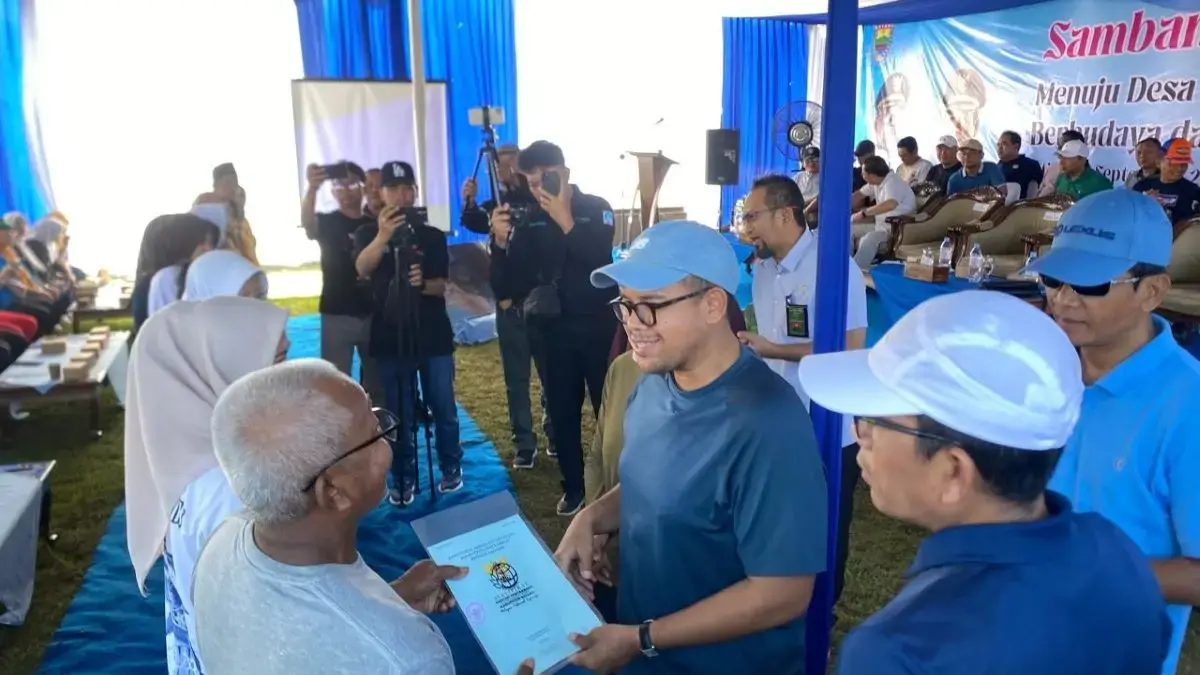 Bupati Faiz Sambangi Jatisari Batang, Wujudkan Desa Mapan & Berbudaya dengan Layanan Terpadu!