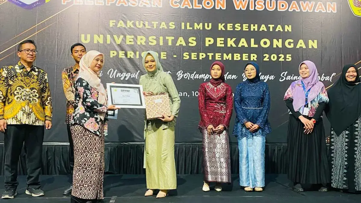 FIK Unikal Lepas 120 Calon Wisudawan Periode September, Siap Cetak Nakes Unggul!