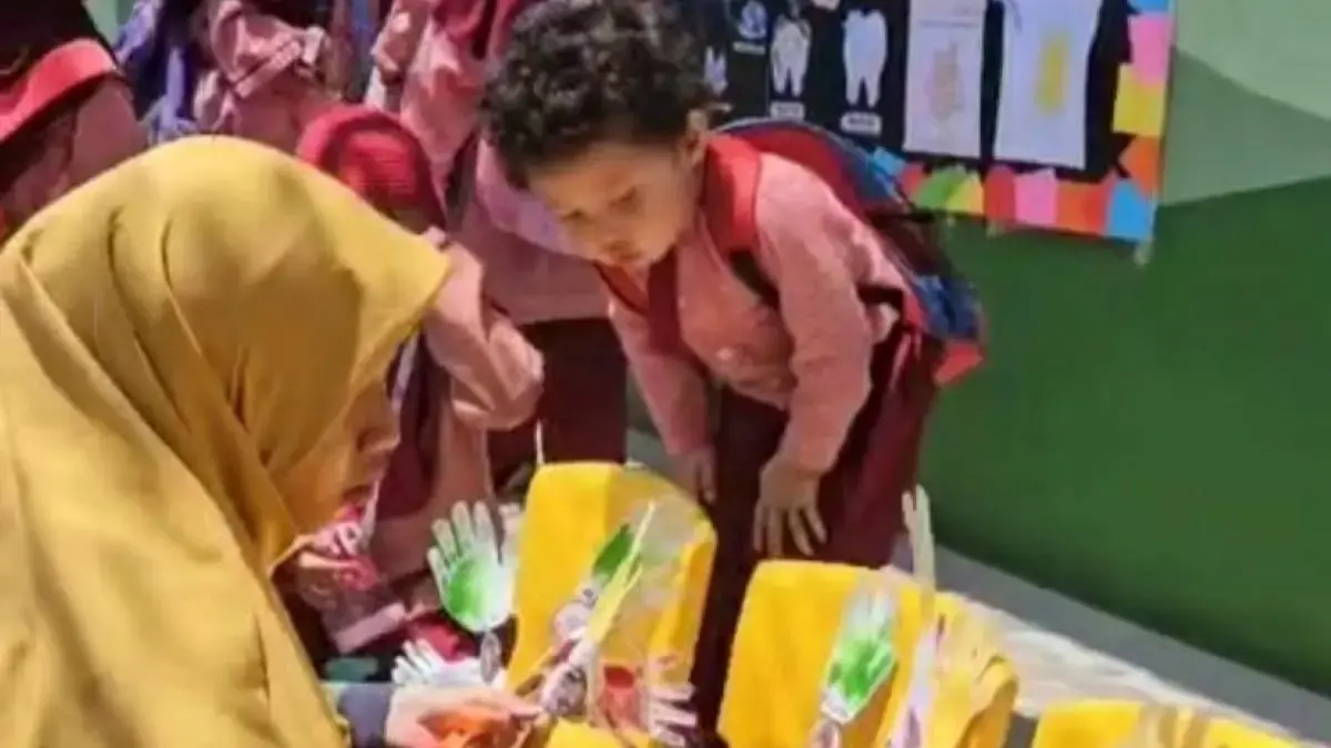 KB-TK Al-Irsyad Pekalongan Peringati Hari Literasi Internasional Lewat Pertunjukan Karya Anak!