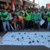 Ojol Pekalongan-Batang Gelar Aksi Tabur Bunga, Doa Bersama untuk Rekan Ojol Korban Kekerasan di Jakarta!