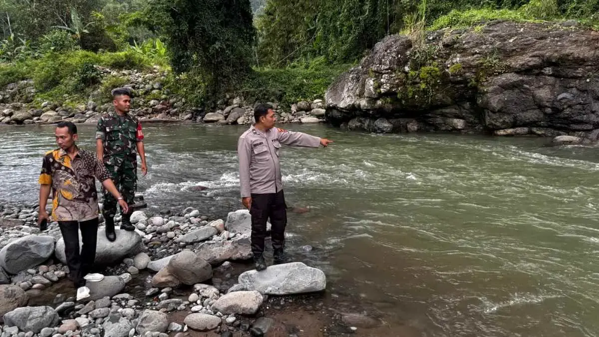 Pelajar 12 Tahun Tewas di Sungai Lolong Pekalongan, Terseret Arus Saat Mandi Bareng Teman!