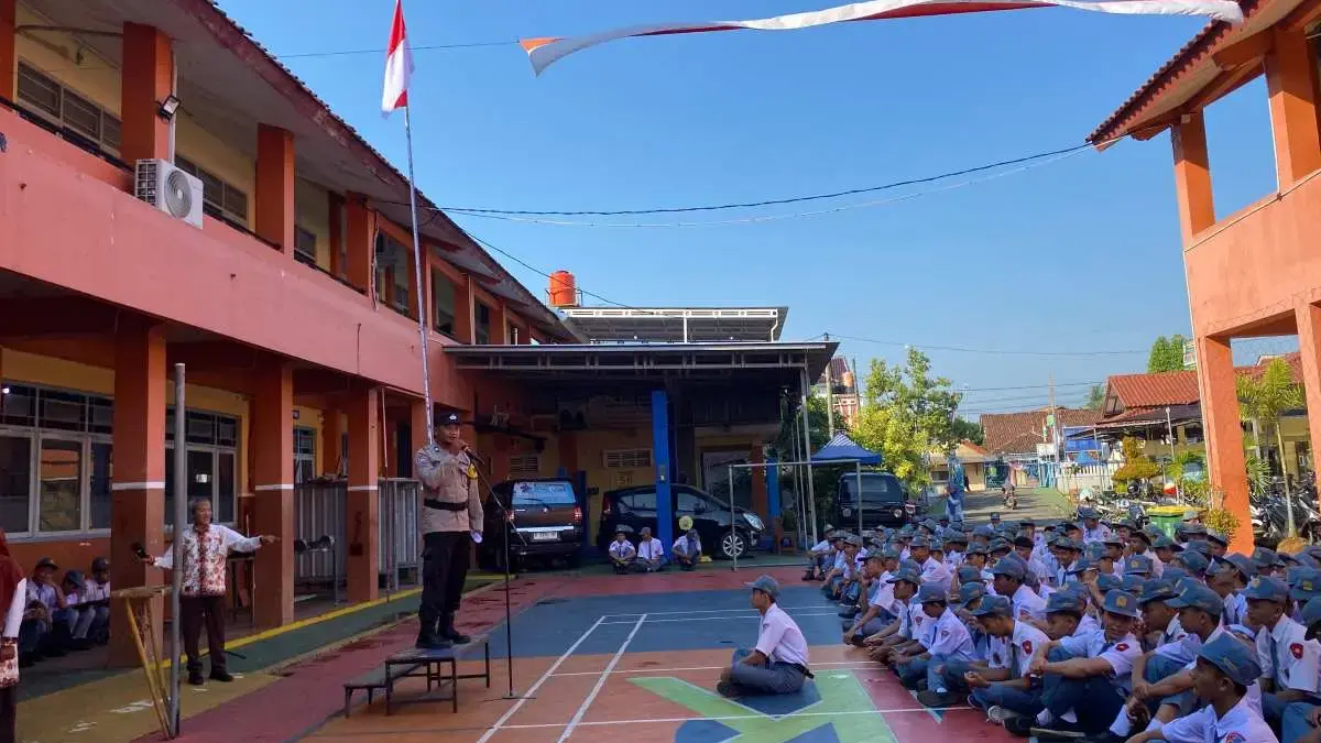 Polsek Kedungwuni Beri Himbauan Kamtibmas di SMK Muhammadiyah, Dorong Siswa Bijak Bermedsos!