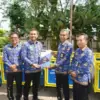 Wali Kota Aaf Serahkan 27 Gerobak Sampah, Tingkatkan Pengelolaan Sampah di 27 Kelurahan!