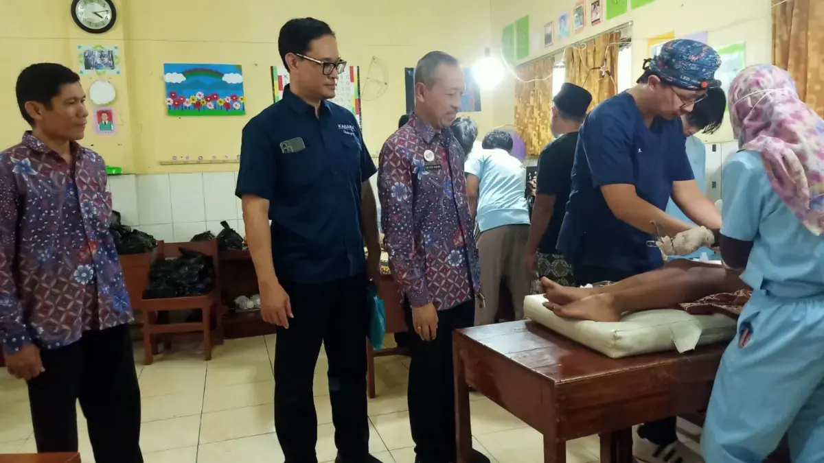 RSUD Bendan dan Kagama Turut Sukseskan Khitanan Massal dalam Rangkaian Houl KH Syafi’i ke-44