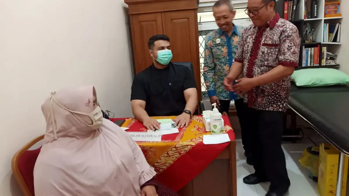 Layanan Dokter Spesialis Keliling di Medono Disambut Antusias