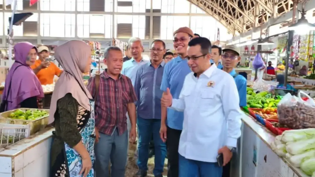 Aktivitas Lesu, Disperindagkop Batang Dorong Pasar Tradisional Terapkan Layanan Drive Thru!