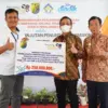Wali Kota Pekalongan Serahkan Bantuan Sekolah untuk 1.400 Siswa