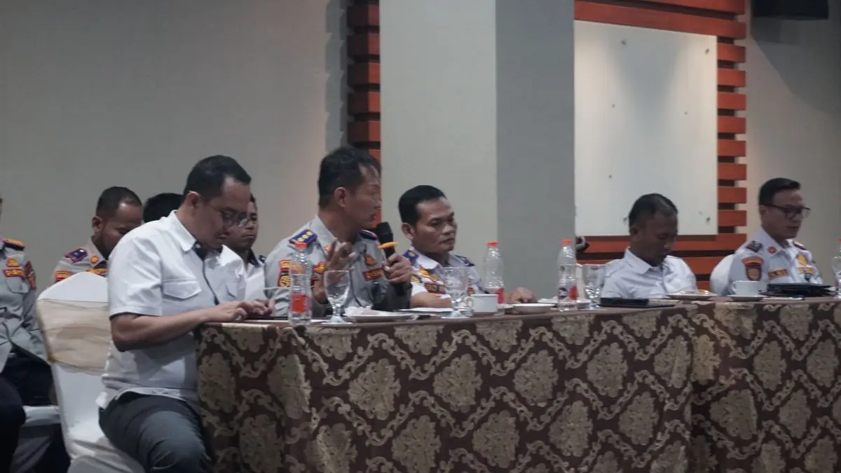 Dukung Pembatasan Truk Sumbu Tiga, Dishub Pekalongan Usul Pelebaran Jalan dan Jalur Dua Arah Dukung Pembatasan Truk Sumbu Tiga, Dishub Pekalongan Usul Pelebaran Jalan dan Jalur Dua Arah