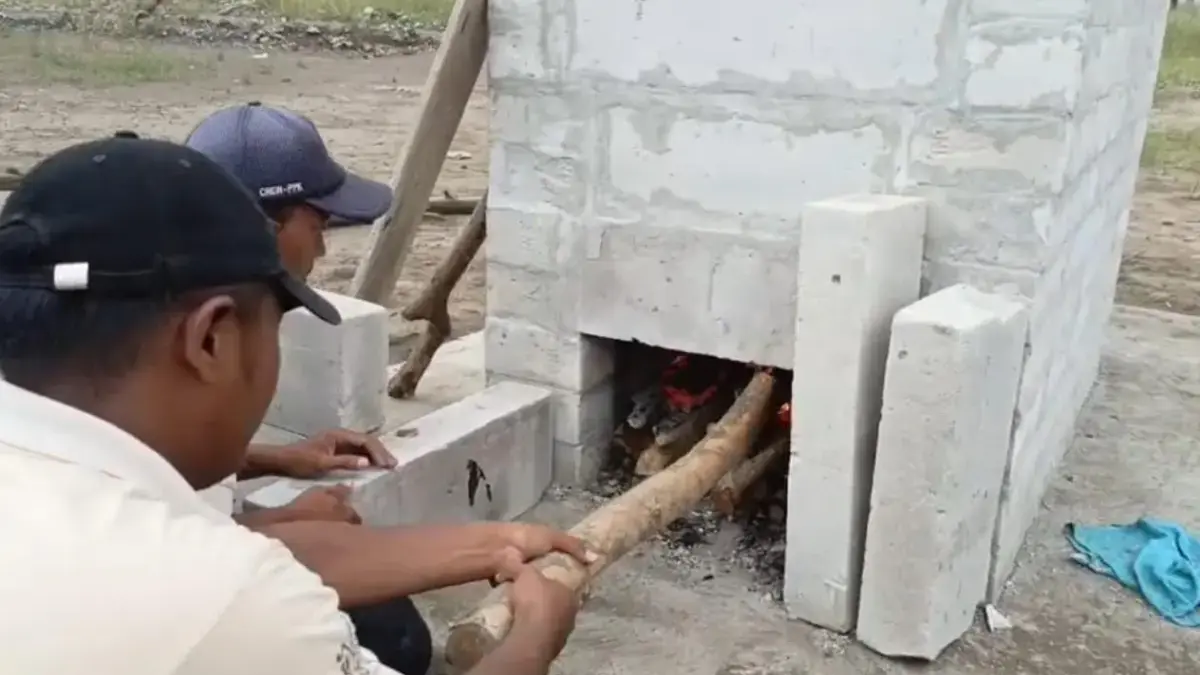 Dinparbudpora Kota Pekalongan Pasang Dua Incinerator