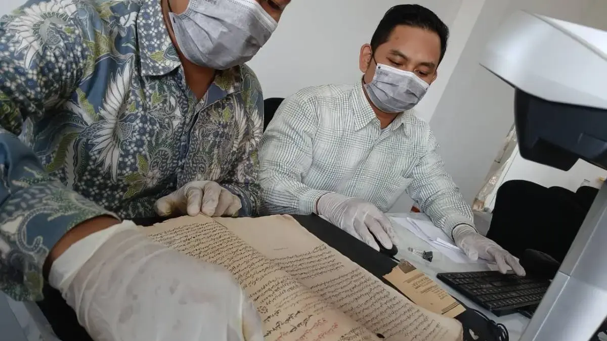 Kendal Daftarkan 23 Naskah Kuno ke Perpusnas, Jejak Sejarah Lokal Kini Terlindungi!