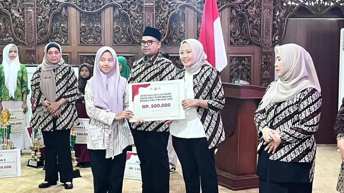 Miris! Regenerasi Terputus, 8 dari 24 Motif Asli Batik Rifaiyah Batang Terancam Hilang!