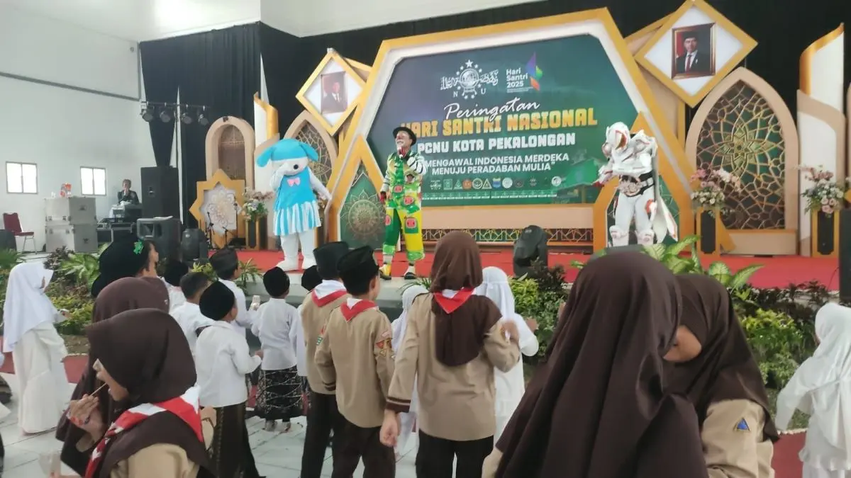 PCNU Pekalongan Gelar \'Santri Ceria\': Ribuan Anak PAUD Belajar Sejarah NU dan Akhlakul Karimah