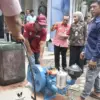 Pemkab Kendal Salurkan 66 Mesin Kapal Gratis ke 11 KUB Nelayan, Jamin Kesejahteraan Warga Pesisir!