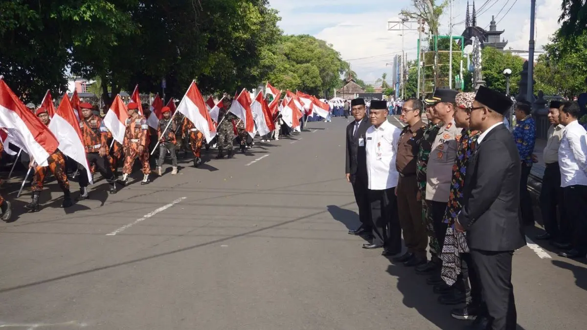 Peringati Hari Kesaktian Pancasila, Kirab Merah Putih Batang Kirimkan Pesan Persatuan Bangsa!