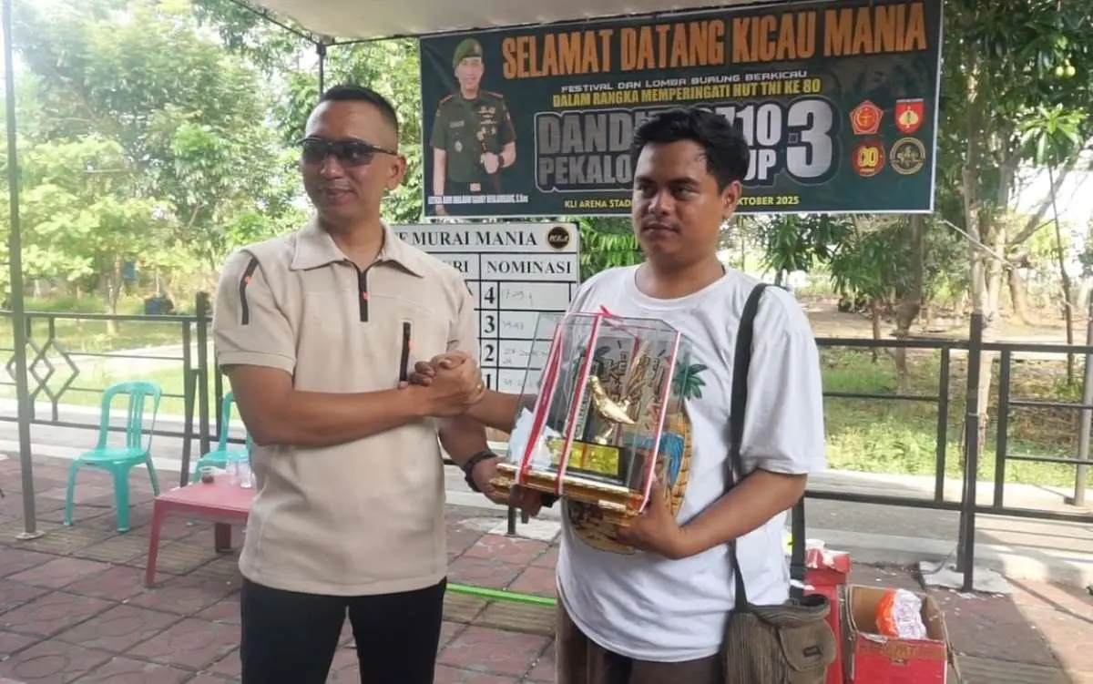 Ratusan Kicau Mania Adu Gengsi di Piala Dandim 0710/Pekalongan Cup III ...