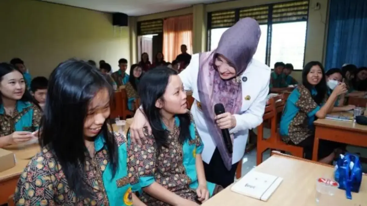 Siswa SMA Bernadus Harap Jadi Pemilih Rasional Usai Ikuti Pendidikan Politik Kesbangpol! Siswa SMA Bernadus Harap Jadi Pemilih Rasional Usai Ikuti Pendidikan Politik Kesbangpol!