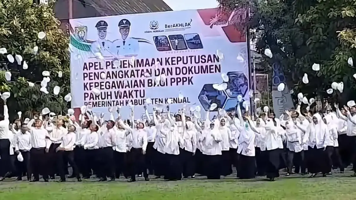 1.108 Honorer Kendal Resmi Diangkat Jadi PPPK Paruh Waktu, Bupati Tekankan Integritas dan Loyalitas