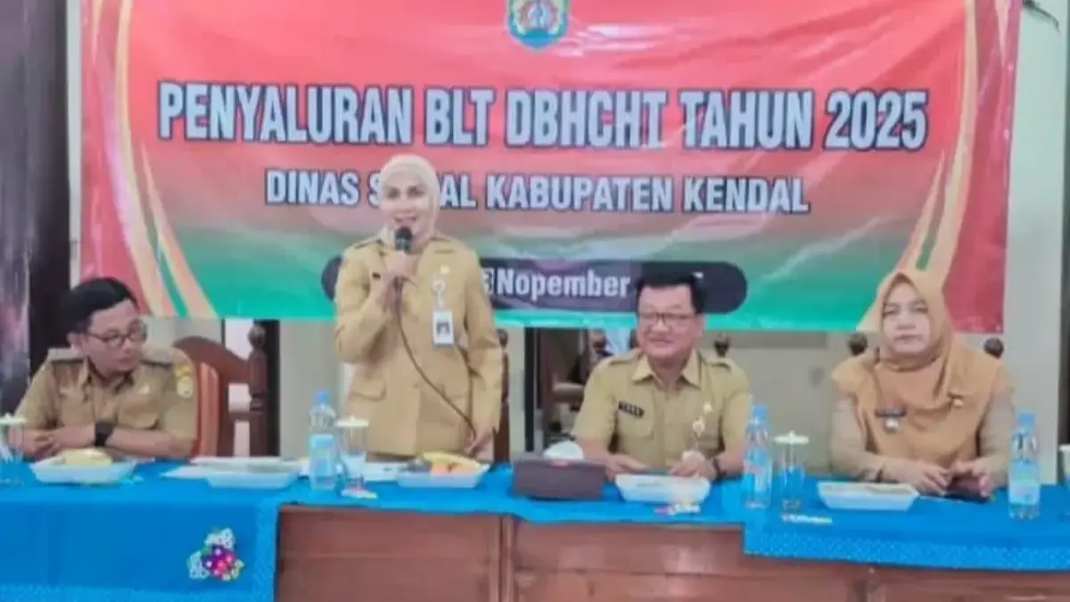 7 Ribu Lebih Buruh Tani Kendal Terima BLT DBHCHT Rp 1,2 Juta, Bupati Ajak Warga Perangi Rokok Ilegal