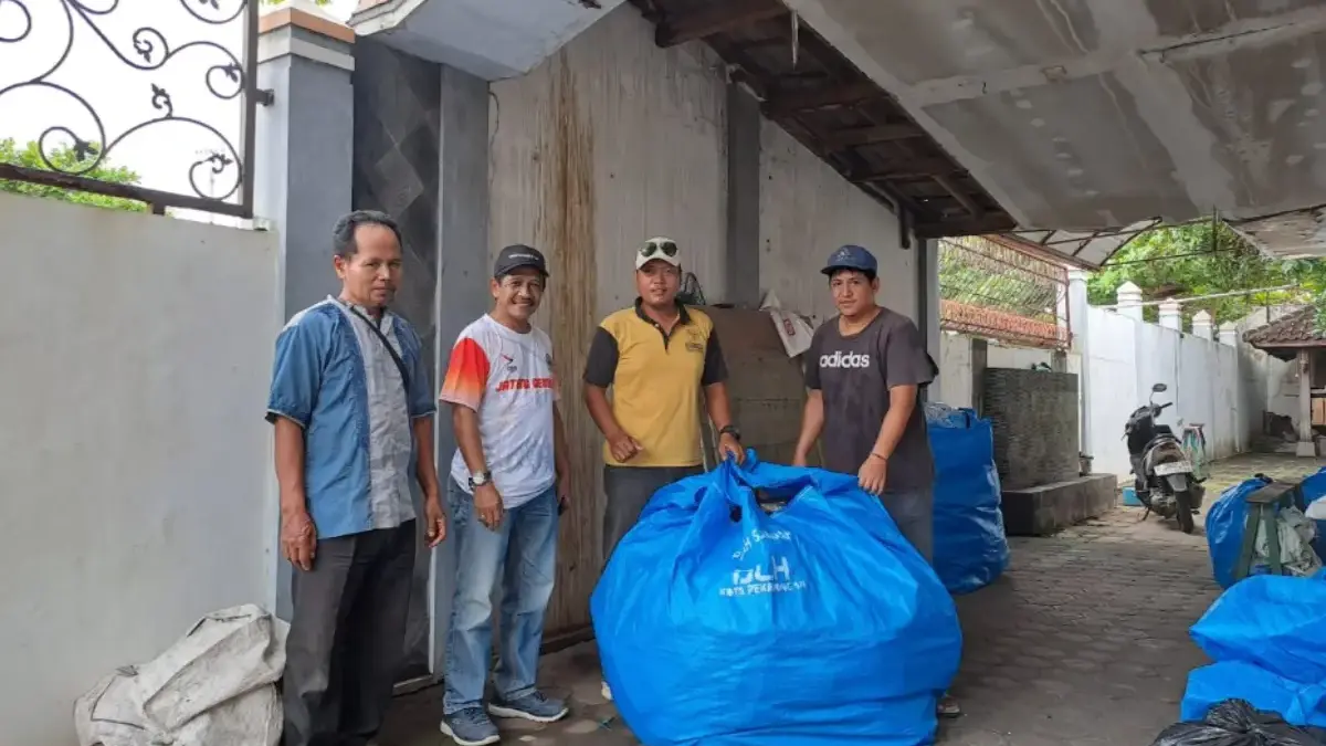 Bank sampah makno rukun kelurahan tirto kota pekalongan