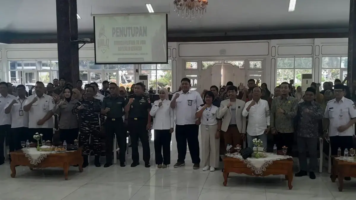 Binlat Widuri Kendal Ditutup, Dihadiri Stafsus Presiden, Dinilai Layak Jadi Model Pelatihan SDM Nasional Binlat Widuri Kendal Ditutup: Dihadiri Stafsus Presiden, Dinilai Layak Jadi Model Pelatihan SDM Nasional