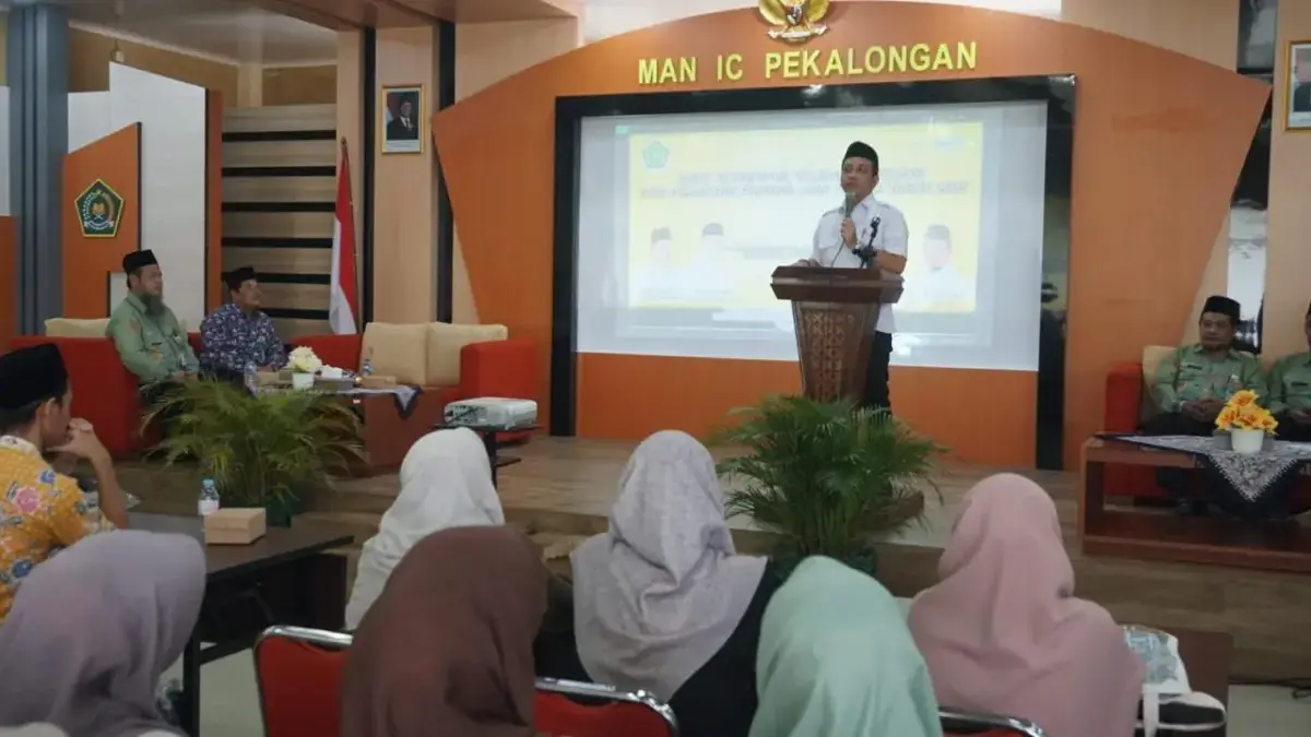 Cegah Tragedi Sidoarjo, Wali Kota Aaf Pastikan Izin Bangunan Pesantren Pekalongan Digratiskan dan Dikawal