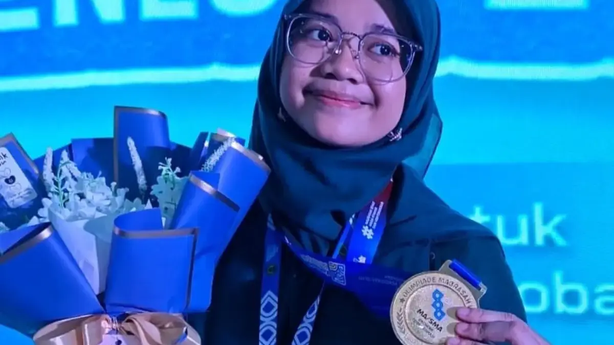 Cetak Hat-Trick! Siswi MAN IC Pekalongan Sabet Tiga Emas di Kompetisi Sains Nasional Bidang Ekonomi Cetak Hat-Trick! Siswi MAN IC Pekalongan Sabet Tiga Emas di Kompetisi Sains Nasional Bidang Ekonomi