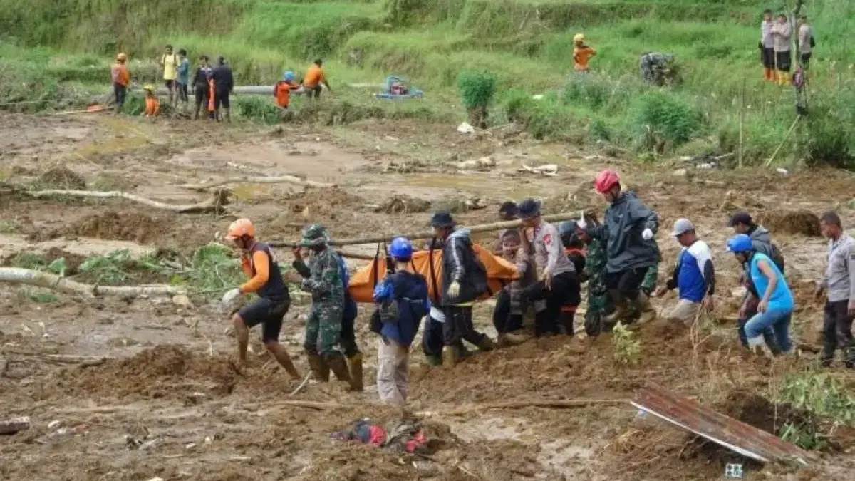 Cilacap Jadi Pelajaran, Pemkab Pekalongan Perkuat Mitigasi Hidrometeorologi dan Aktifkan EWS Longsor Cilacap Jadi Pelajaran, Pemkab Pekalongan Perkuat Mitigasi Hidrometeorologi dan Aktifkan EWS Longsor