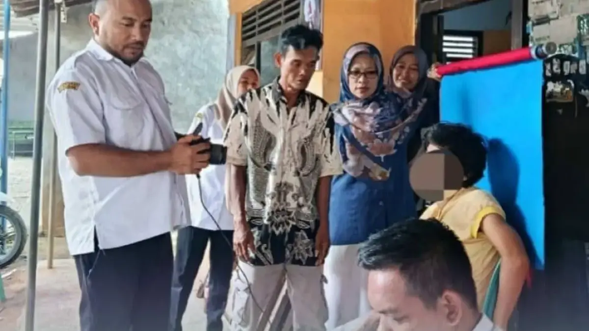 Disdukcapil Pekalongan Jemput Bola Rekam KTP-el ODGJ dan Disabilitas di Wiradesa, Wujudkan Layanan Inklusif