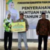 Dukung Kegiatan Umat, Bupati Fadia Serahkan Bantuan Hibah Rp 120 Juta untuk Tiga Mushola di Paninggaran