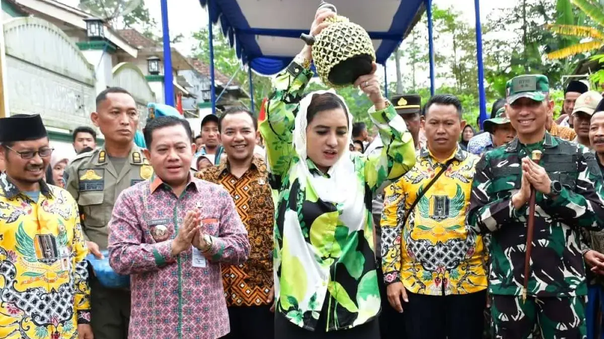 Jalan Domiyang Paninggaran Diresmikan, Bupati Fadia Minta Masyarakat Jaga Infrastruktur Agar Awet