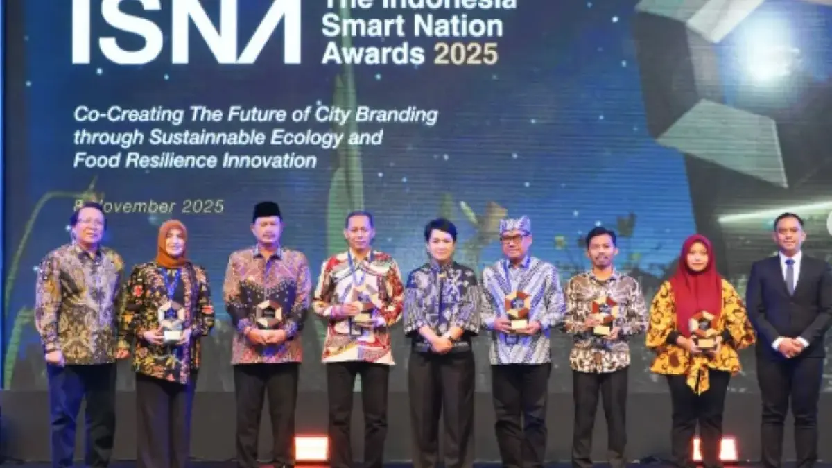 Keren! Kota Pekalongan Raih Penghargaan Best Smart Branding Innovation di Ajang ISNA 2025