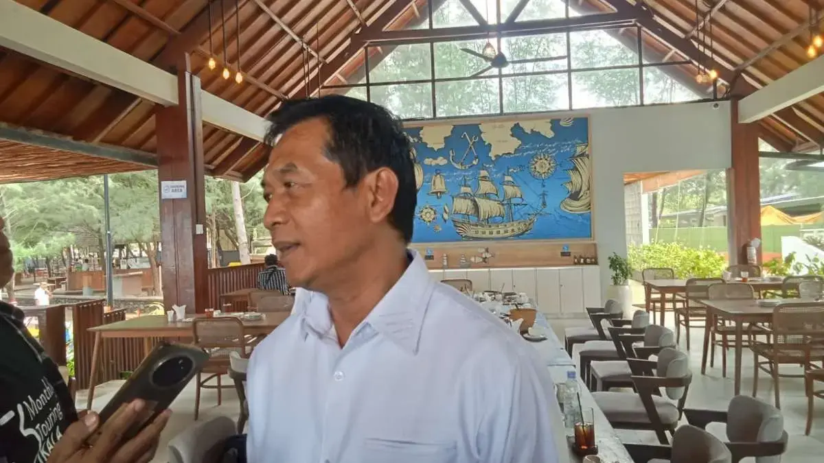 Nyawa Anak Jadi Taruhan! Wabup Suyono Beri Warning Keras SPPG Batang: Wajib Patuhi SOP Makanan Nyawa Anak Jadi Taruhan! Wabup Suyono Beri Warning Keras SPPG Batang: Wajib Patuhi SOP Makanan