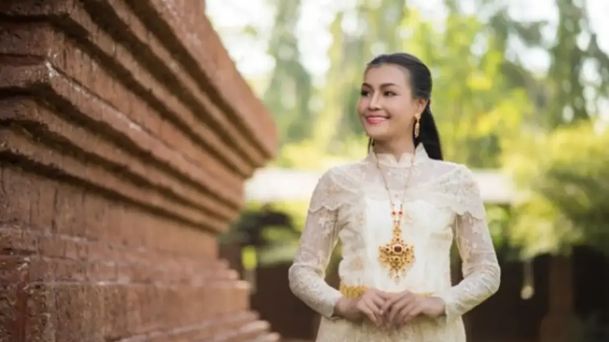 kalender jawa 2 november 2025