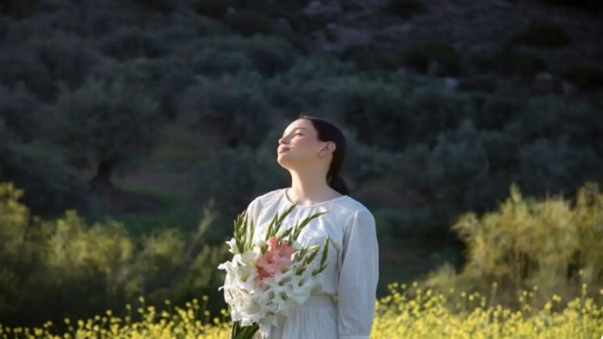 kalender jawa tanggal 4 november 2025