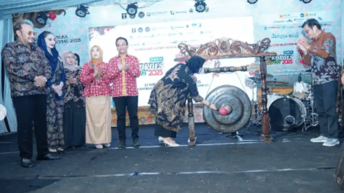 Pekan Batik Nusantara Dibuka, Hadirkan Keindahan Batik dari Kota Pekalongan hingga Kutai Timur pekan batik nusantara