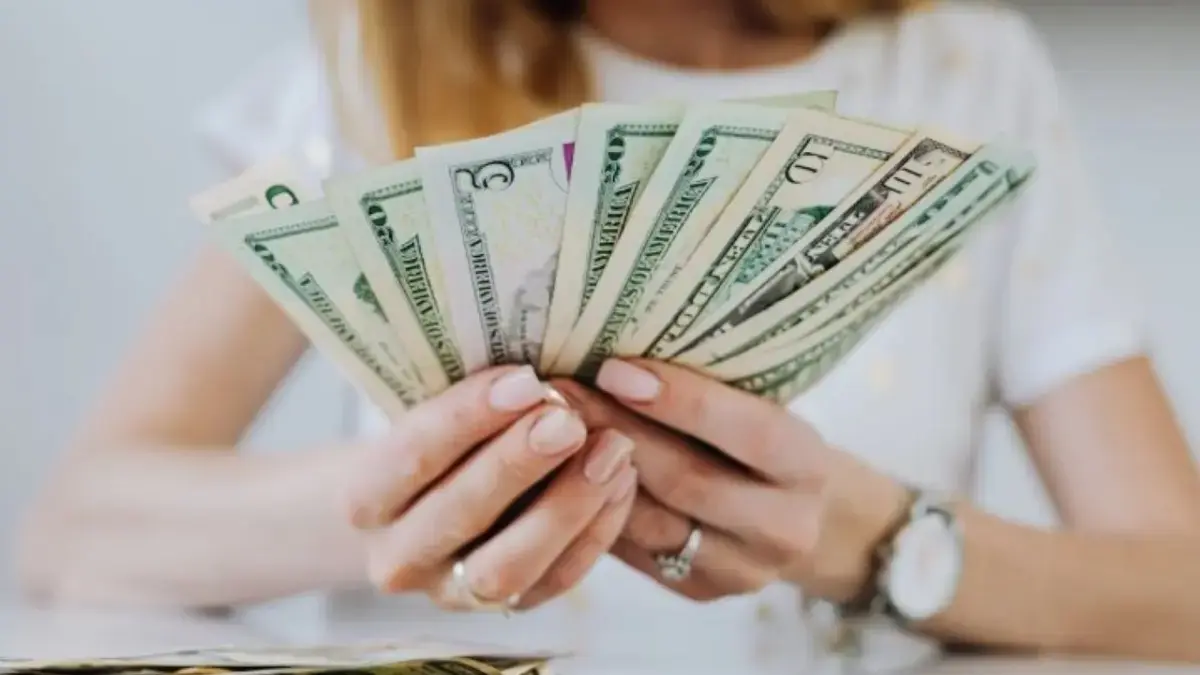 ramalan Keuangan Zodiak Besok 27 November 2025