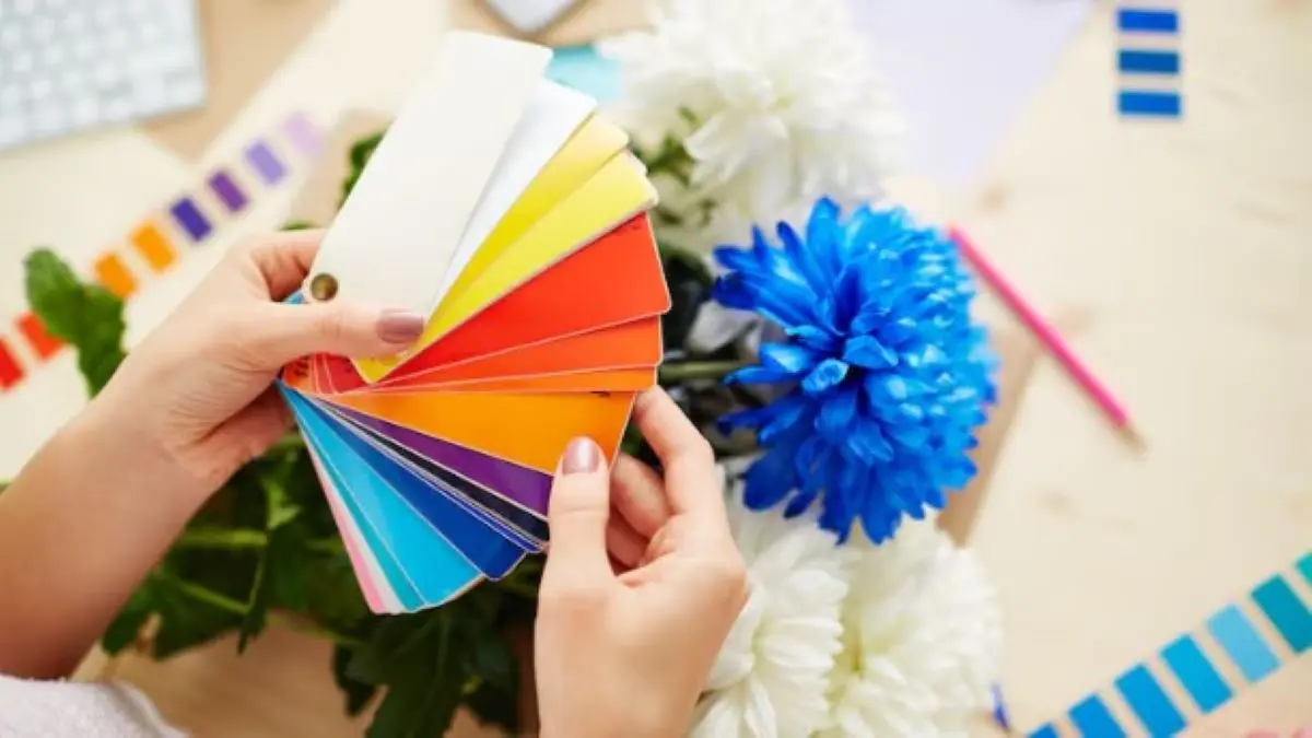 warna keberuntungan senin kliwon bulan ini