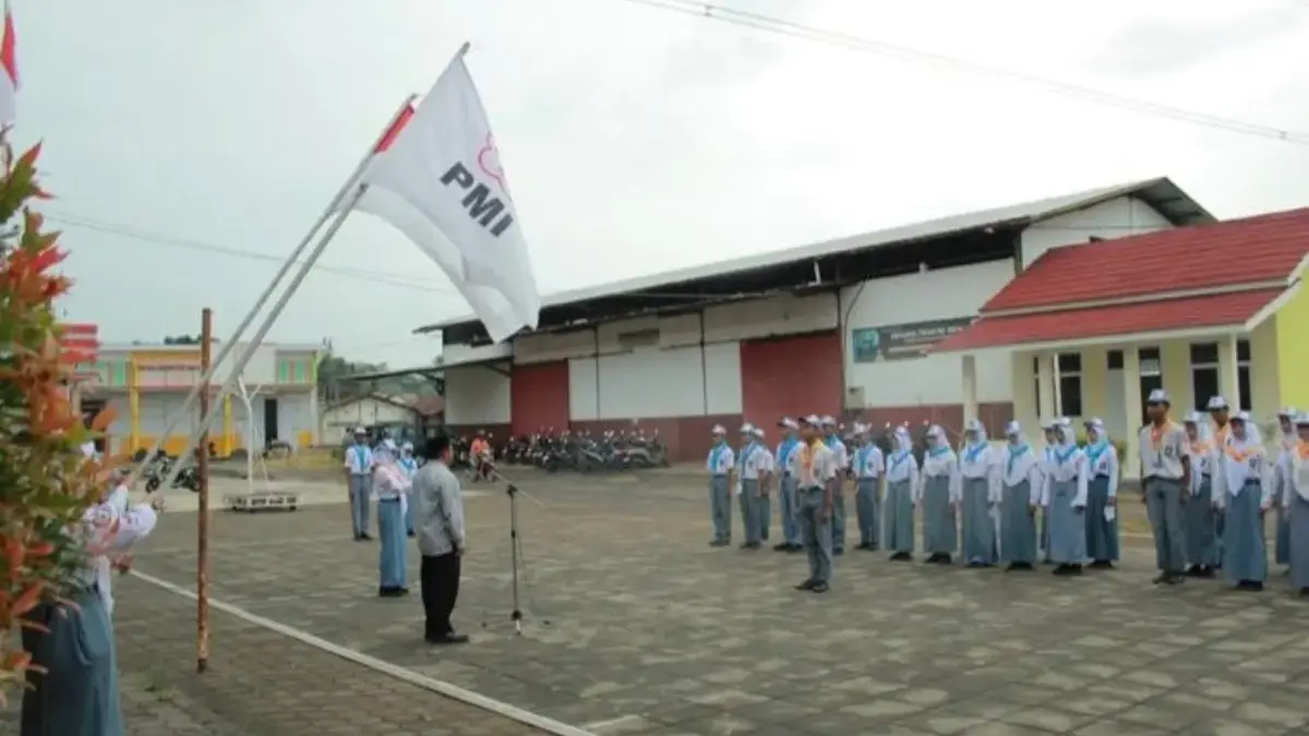Cetak Kader Kemanusiaan, SMK Gondang Gelar Diklatsar PMR Wira untuk Bentuk Karakter dan Jiwa Sosial Siswa Cetak Kader Kemanusiaan, SMK Gondang Gelar Diklatsar PMR Wira untuk Bentuk Karakter dan Jiwa Sosial Siswa