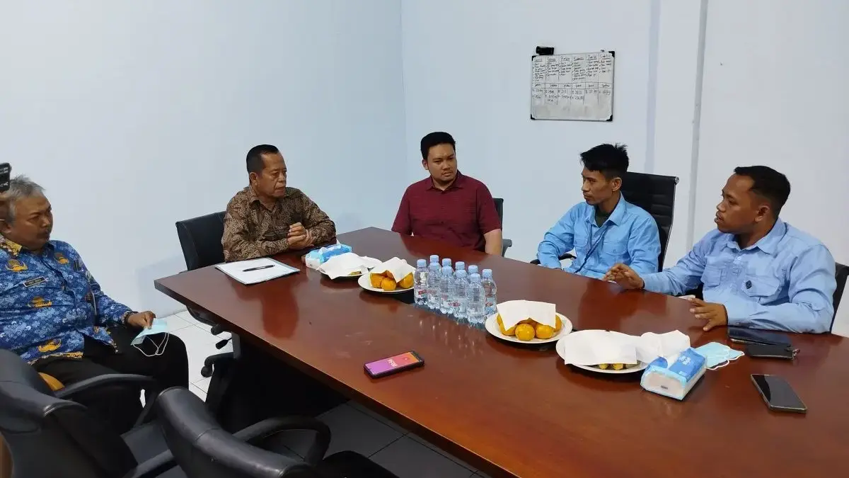 DPRD Pekalongan Sidak SPPG Pakisputih, Temukan Sopir Makan Bergizi Gratis Tak Ber-SIM dan Berusia 63 Tahun