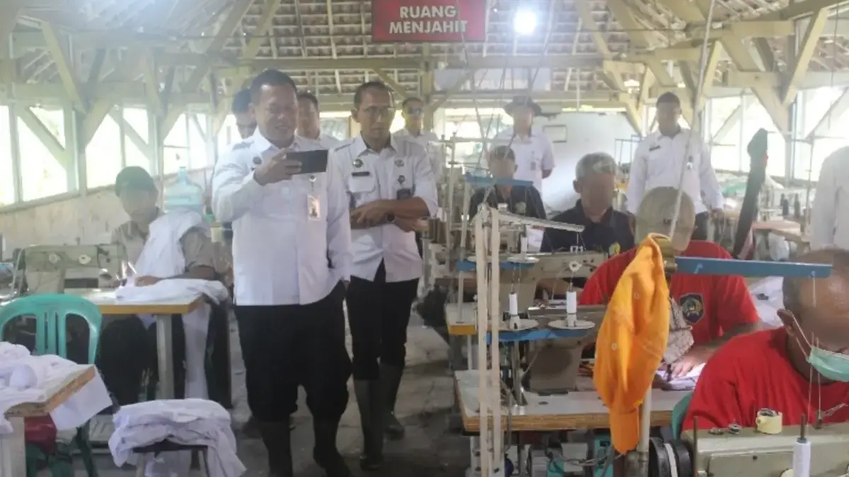Dampak Banjir Tak Surutkan Semangat, Kegiatan Kemandirian Lapas Pekalongan Tetap Berjalan Dampak Banjir Tak Surutkan Semangat, Kegiatan Kemandirian Lapas Pekalongan Tetap Berjalan