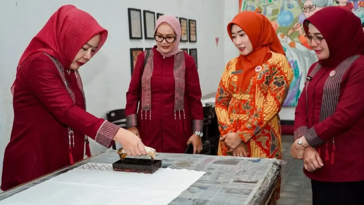 Dekranasda Prabumulih Belajar Batik ke Pekalongan, Inggit Soraya Buka Peluang Kerja Sama Motif