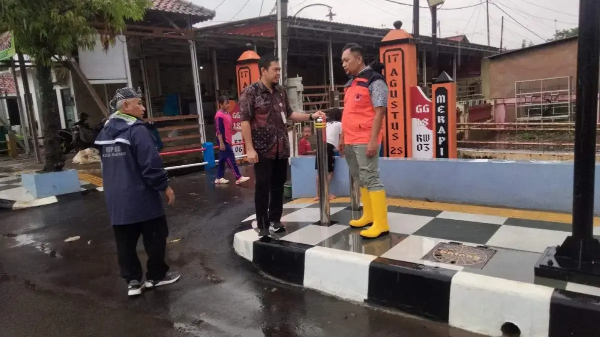 Dinas PUPR Tegaskan Perbaikan Trotoar A. Yani Batang untuk Penataan Kota, Bukan Atasi Banjir Dinas PUPR Tegaskan Perbaikan Trotoar A. Yani Batang untuk Penataan Kota, Bukan Atasi Banjir