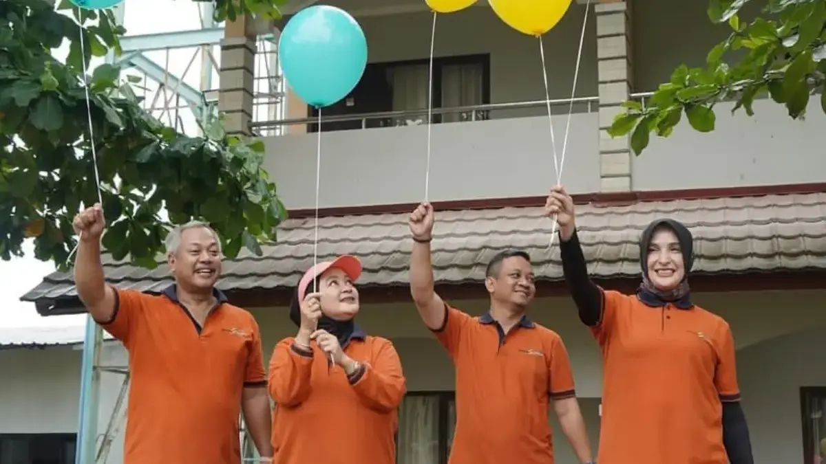 Semarak Puncak Peringatan HUT ke-52 Kospin Jasa, Karyawan Berdedikasi Terima Penghargaan dan Hadiah HUT ke-52 Kospin Jasa