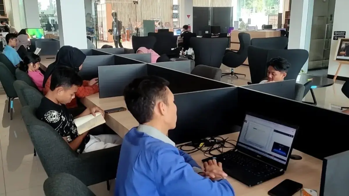 Jadi Alternatif Wisata Edukasi, Kunjungan Perpusda Kendal Melonjak 700 Orang per Hari Saat Liburan Jadi Alternatif Wisata Edukasi, Kunjungan Perpusda Kendal Melonjak 700 Orang per Hari Saat Liburan