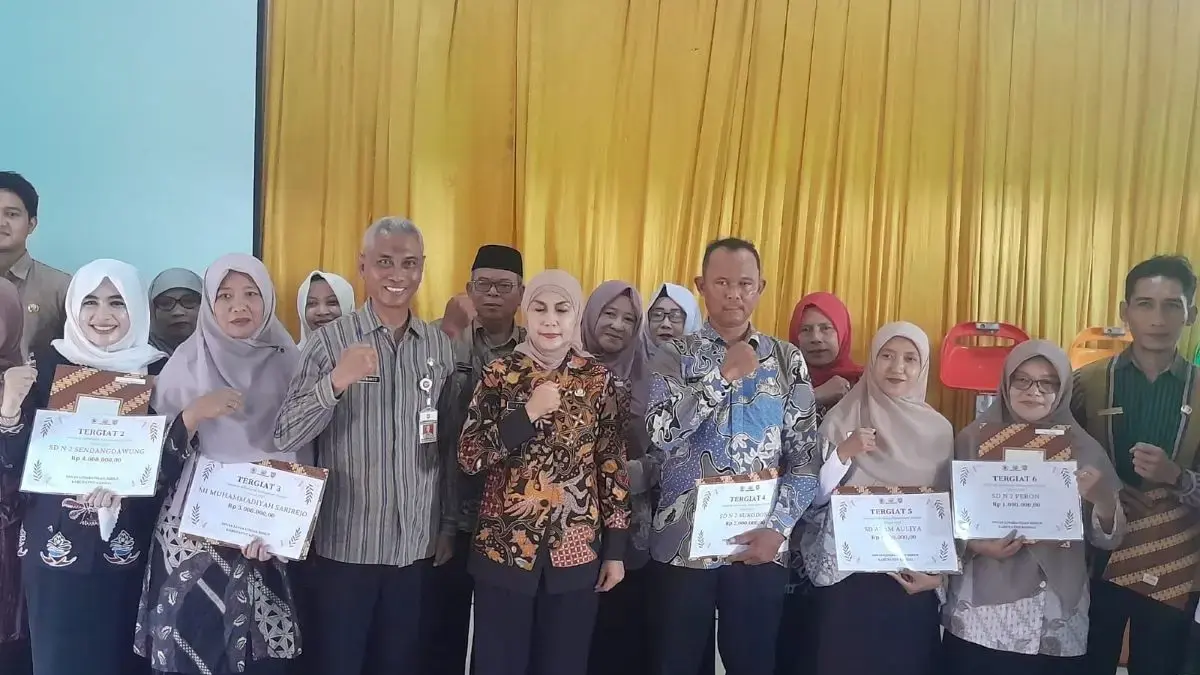 Kendal Panen Penghargaan Adiwiyata, 16 Sekolah Raih Provinsi, 8 Sekolah Sabet Predikat Nasional