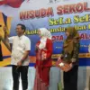 Menginspirasi! 153 Wisudawan Sekolah Lansia Pekalongan Dikukuhkan, Tertua Berusia 81 Tahun