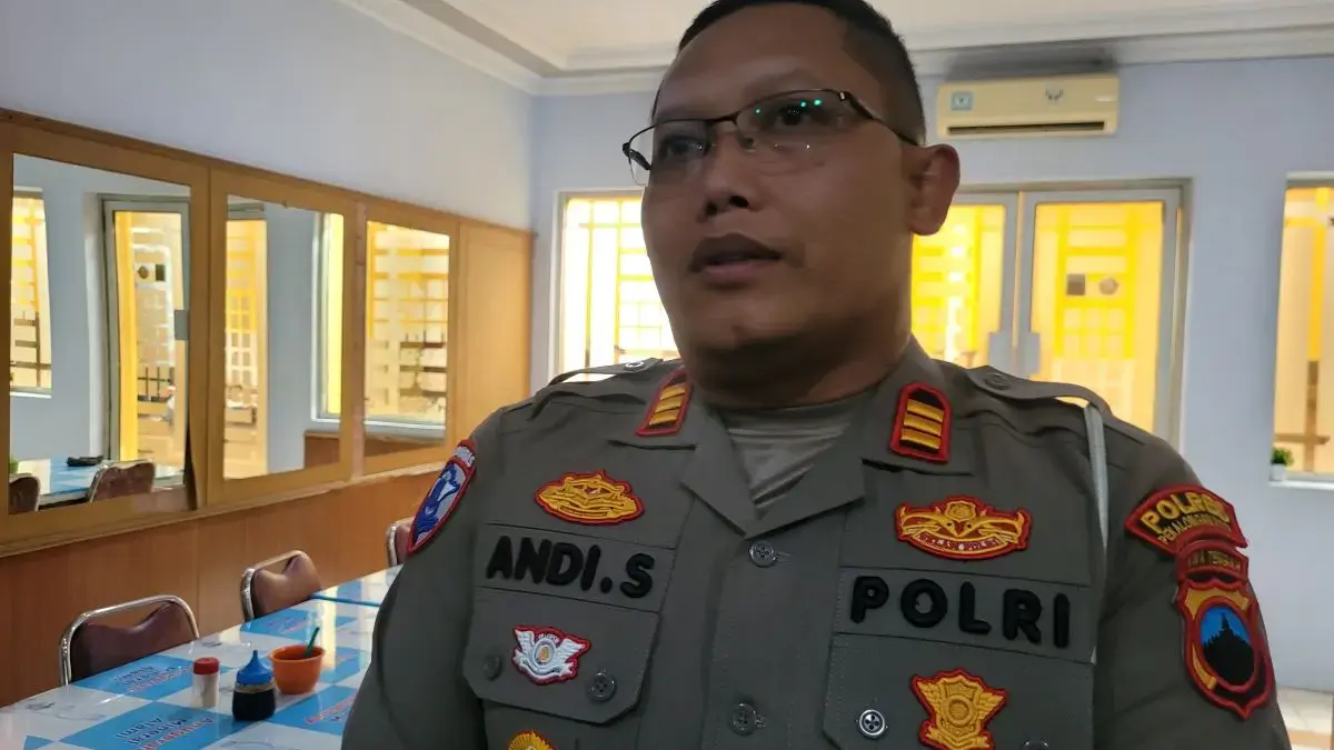 Polres Pekalongan Kota Tindak Tegas Balap Liar di Exit Tol Setono, Amankan 100 Motor Lebih Polres Pekalongan Kota Tindak Tegas Balap Liar di Exit Tol Setono, Amankan 100 Motor Lebih