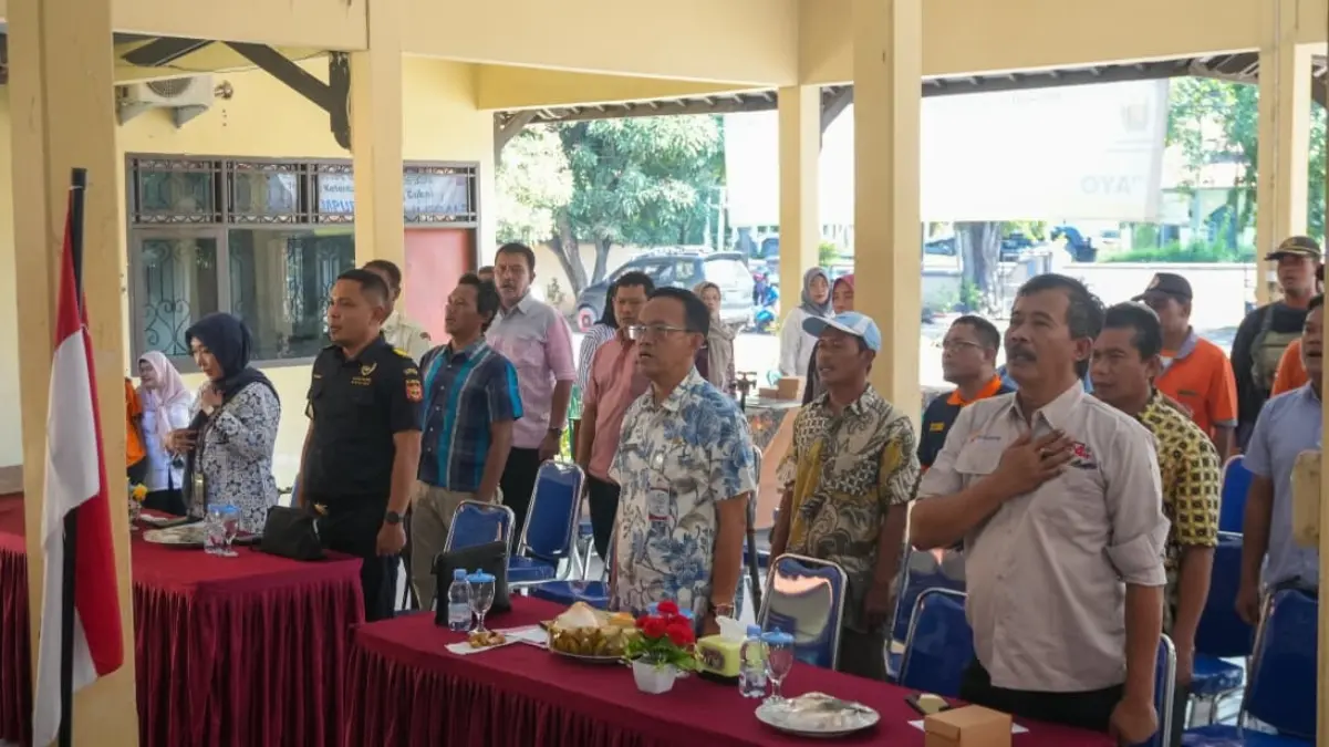 Putaran Terakhir Gempur Rokok Ilegal, Pemkab Pekalongan Gelar Sosialisasi di Kecamatan Siwalan Putaran Terakhir Gempur Rokok Ilegal, Pemkab Pekalongan Gelar Sosialisasi di Kecamatan Siwalan