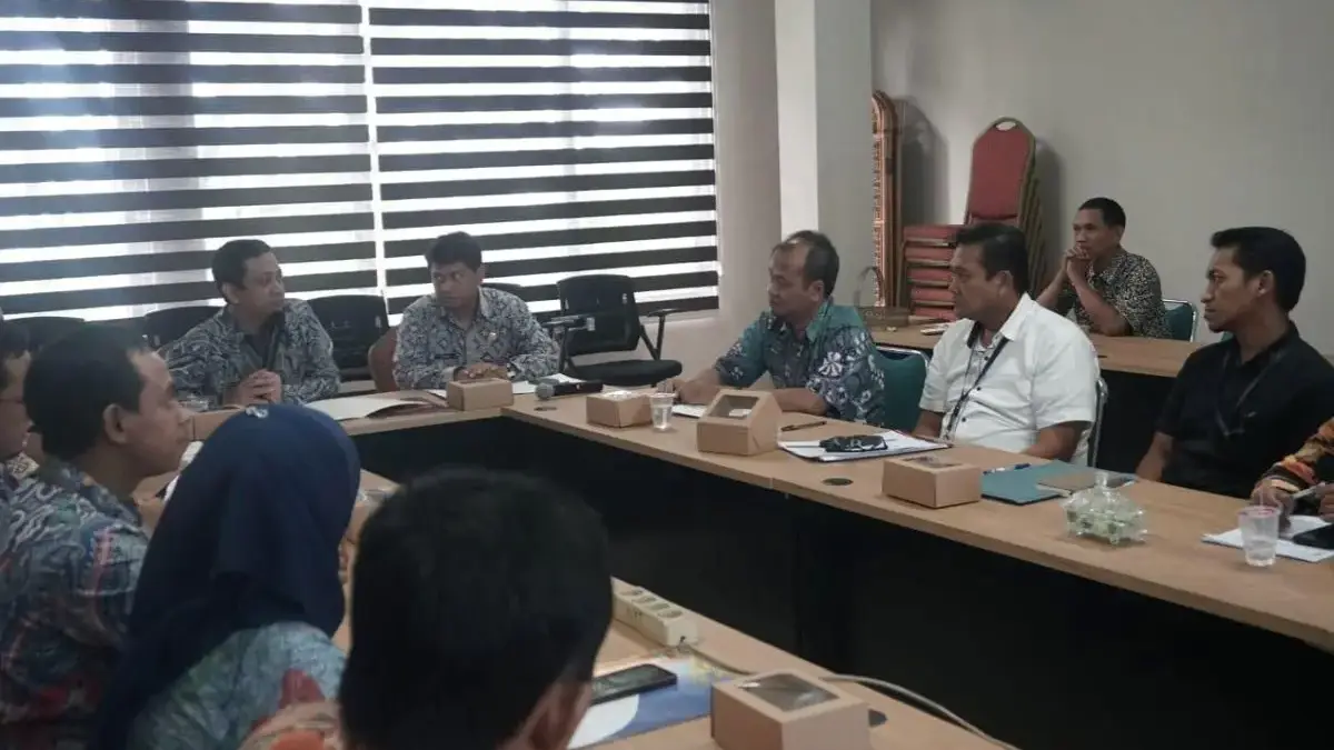 Rakor BUMD, Wali Kota Aaf Soroti Air Keruh PDAM dan Tingginya Kredit Macet Lembaga Keuangan Rakor BUMD, Wali Kota Aaf Soroti Air Keruh PDAM dan Tingginya Kredit Macet Lembaga Keuangan